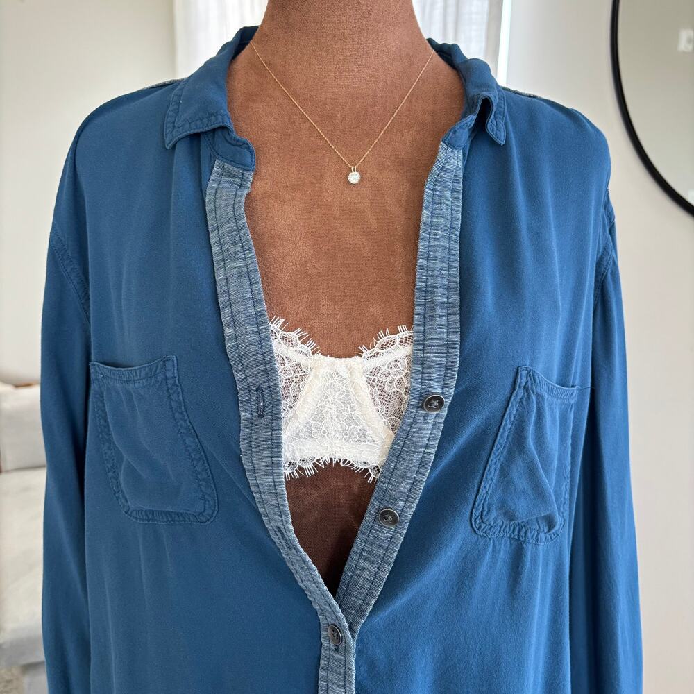 Rock & Republic Blue Button Up Metallic Shimmer Trim Roll Tab Sleeve Western L - Picture 2 of 10